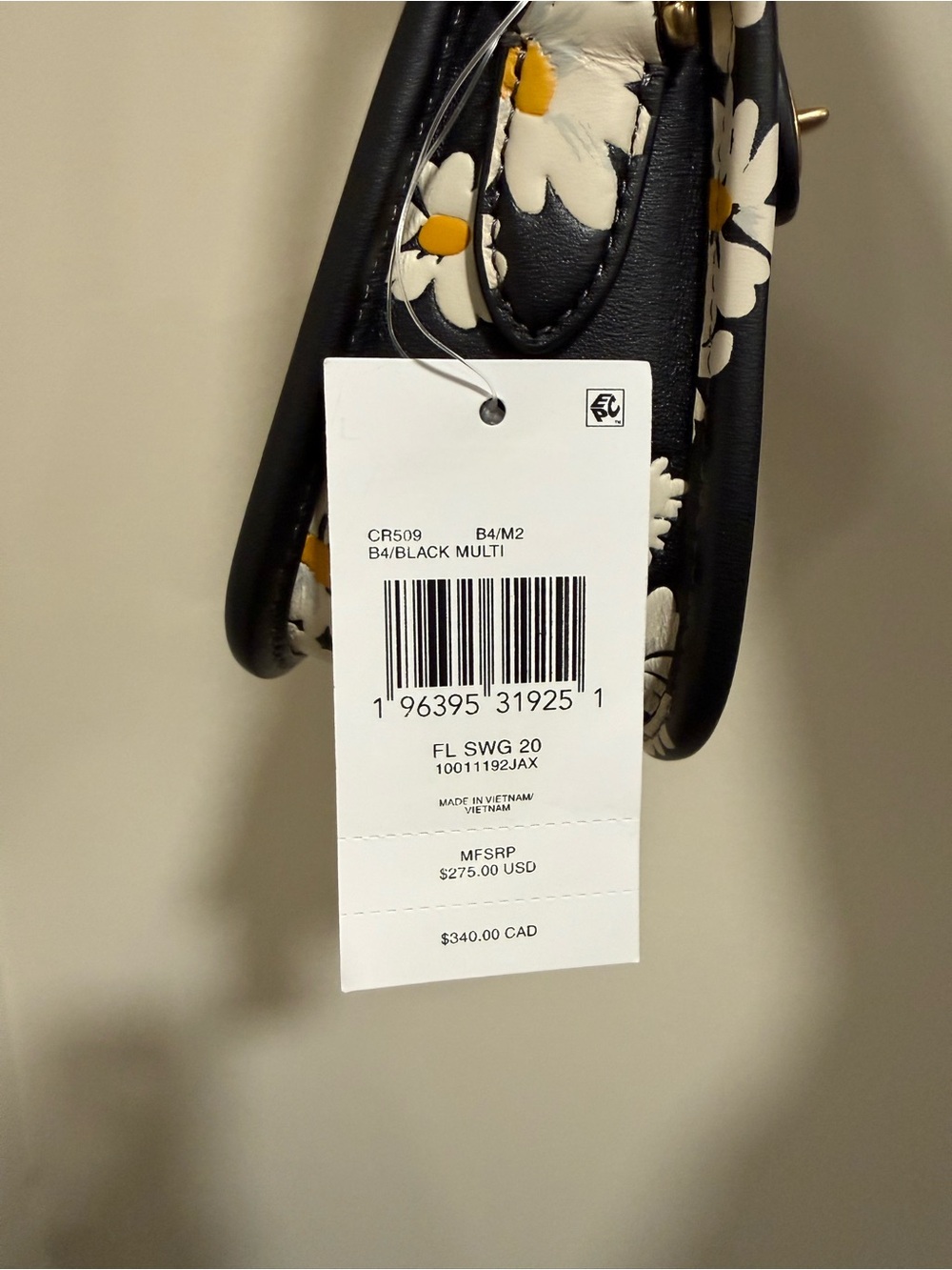 Coach Swinger Bag 20
With Floral Print - Picture 2 of 5